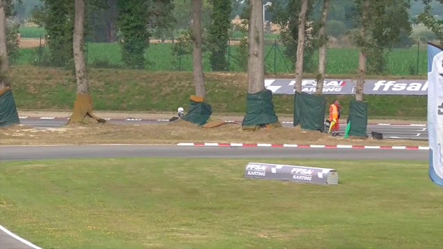 Essais libres non officiels - Championnat de France Karting Lohéac 2014