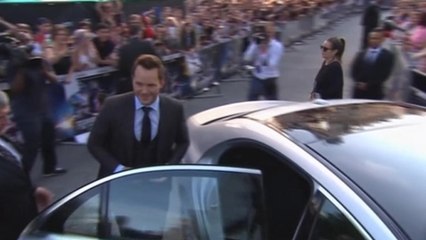 "Guardians" premieres in London, Cumberbatch at Comic-Con