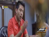 عادل امام يعنف ابنه عضو اولتراس اهلاوي بعد حبسه لضربه عسكري