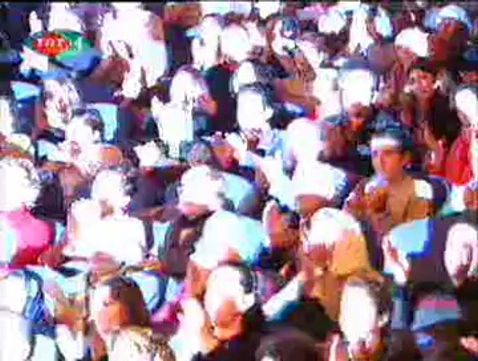 Yıldırım BEKÇİ-Unutulmuş Ne Varsa Sevgiden Geri Kalan