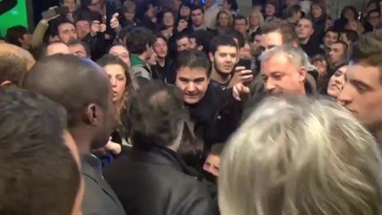 AVP "Vive la France" aux Méga CGR de Pau et Tarbes