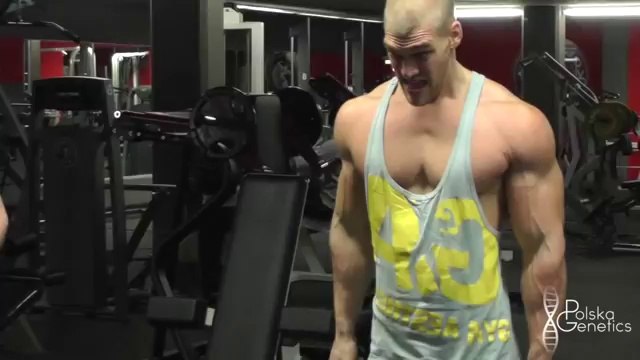 Bizeps Killer Übung - Monster Arme aufbauen