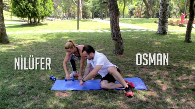 Sırt ve Karın Kaslarını Çalıştırmak için Supine Dumbell Row - Her Yerde Spor