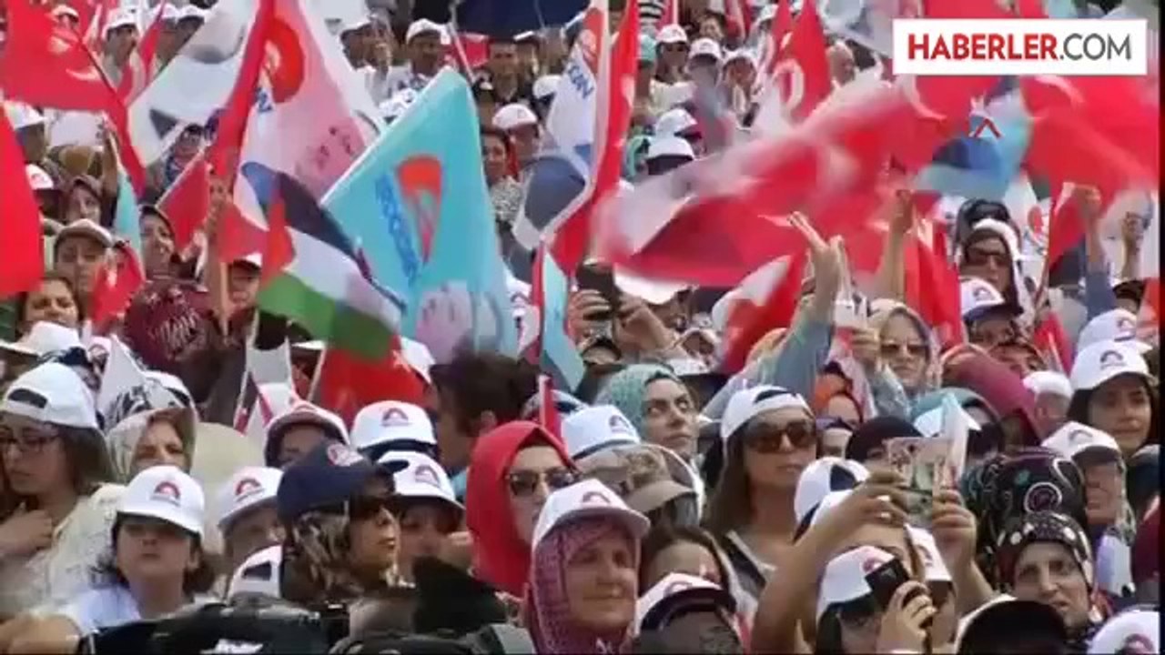 Başbakan Recep Tayyip Erdoğan, İstanbul Ankara Arası Yüksek Hızlı Tren Hattı Açılışı İçin Gittiği...