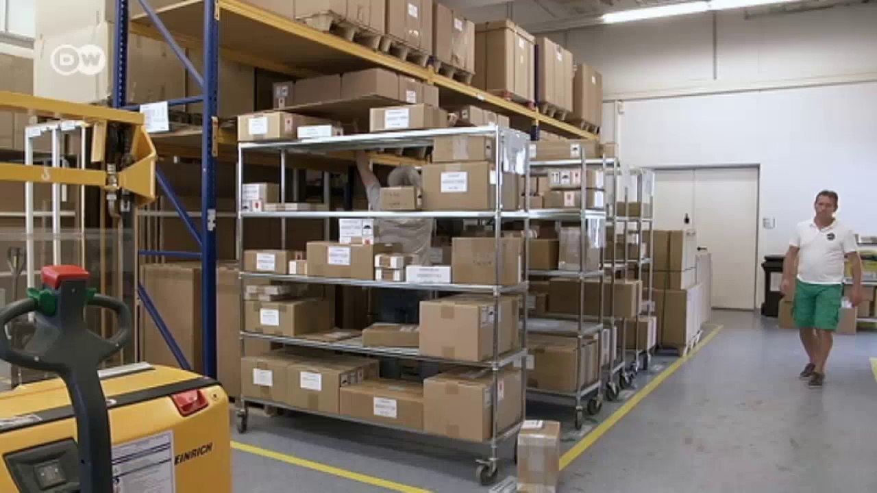 Firmen blicken skeptisch in die Zukunft | Wirtschaft kompakt