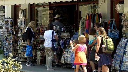 Греция снова в моде у туристов