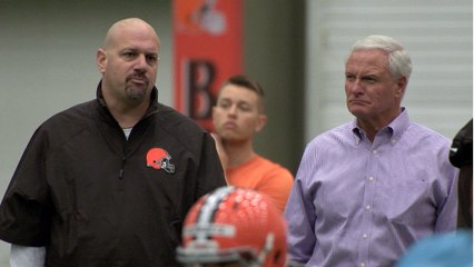 Mike Pettine mic'd up at training camp