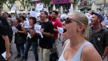 Avignon : les intermittents à l'assaut de la mairie