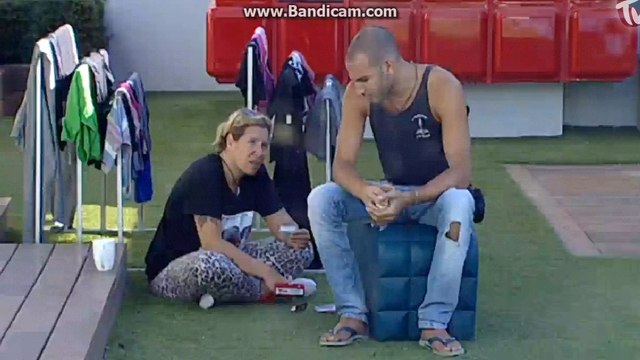 אחי וטל מדברים על ההתנהגות של צחי בחתונה - 25.07.14