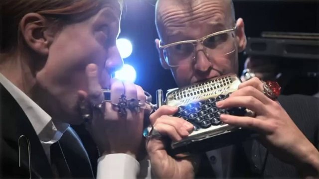 TV3 - 33 recomana - Sväng Quartet d'harmòniques. Festival Internacional de Música Pau Casals. Au