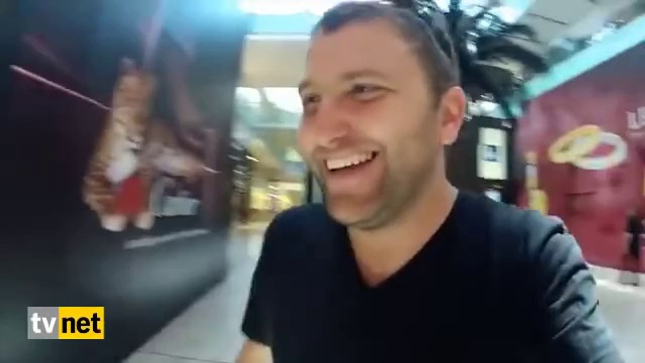 Video Of This Small Girl’s Reaction To Azaan Goes Viral