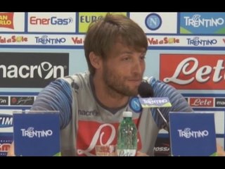 Dimaro (TN) - Il Napoli presenta Michu: "Voglio subito segnare alla Juve" (25.07.14)
