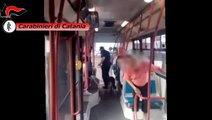 Catania - Controlli dei carabinieri sui bus piazza Dante (25.07.14)