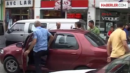 Rize'de Selahattin Demirtaş'ın Standına Saldırı