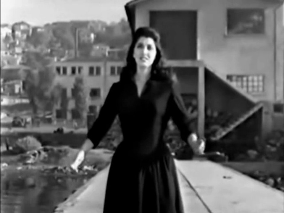 Ayrılık Yaman Kelime - Zeki Müren (Sezer Sezin & Turan Seyfioğlu)