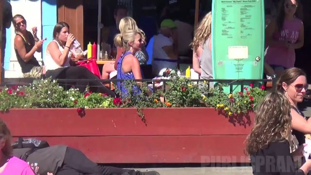 Harry Potter en vrai : faire des tour de magie à des passants!