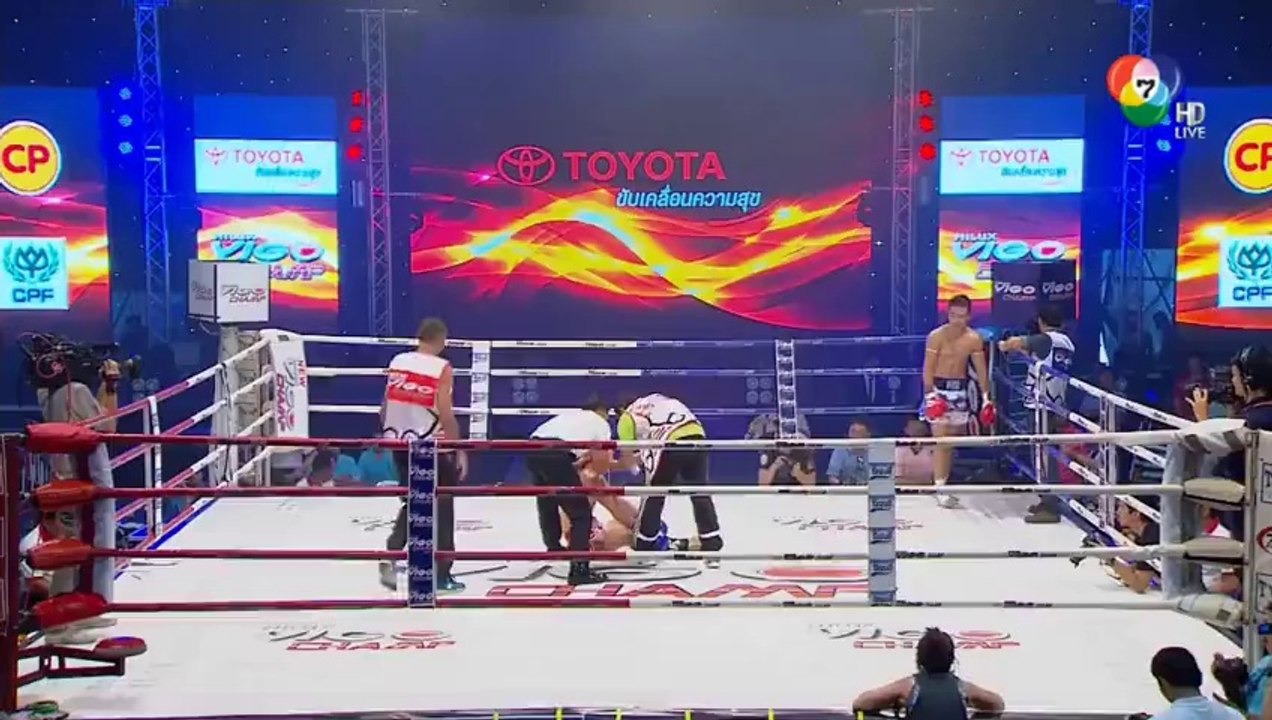 MuayThai Vigo July 25th, 2014 Victor Vs Petchboonchu
