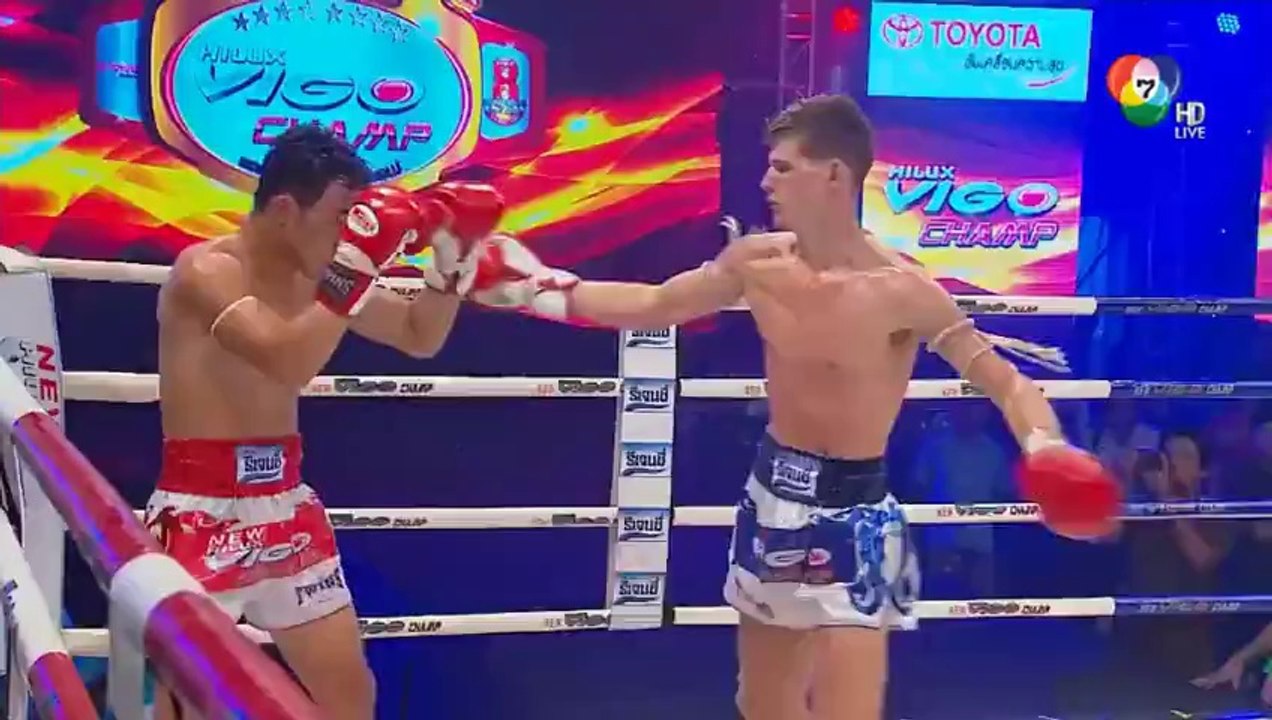 MuayThai Vigo July 25th, 2014 Petchboonchu Vs Jimmy