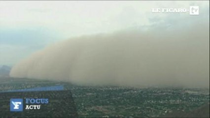 États-Unis : un gros nuage de sable recouvre la ville de Phoenix