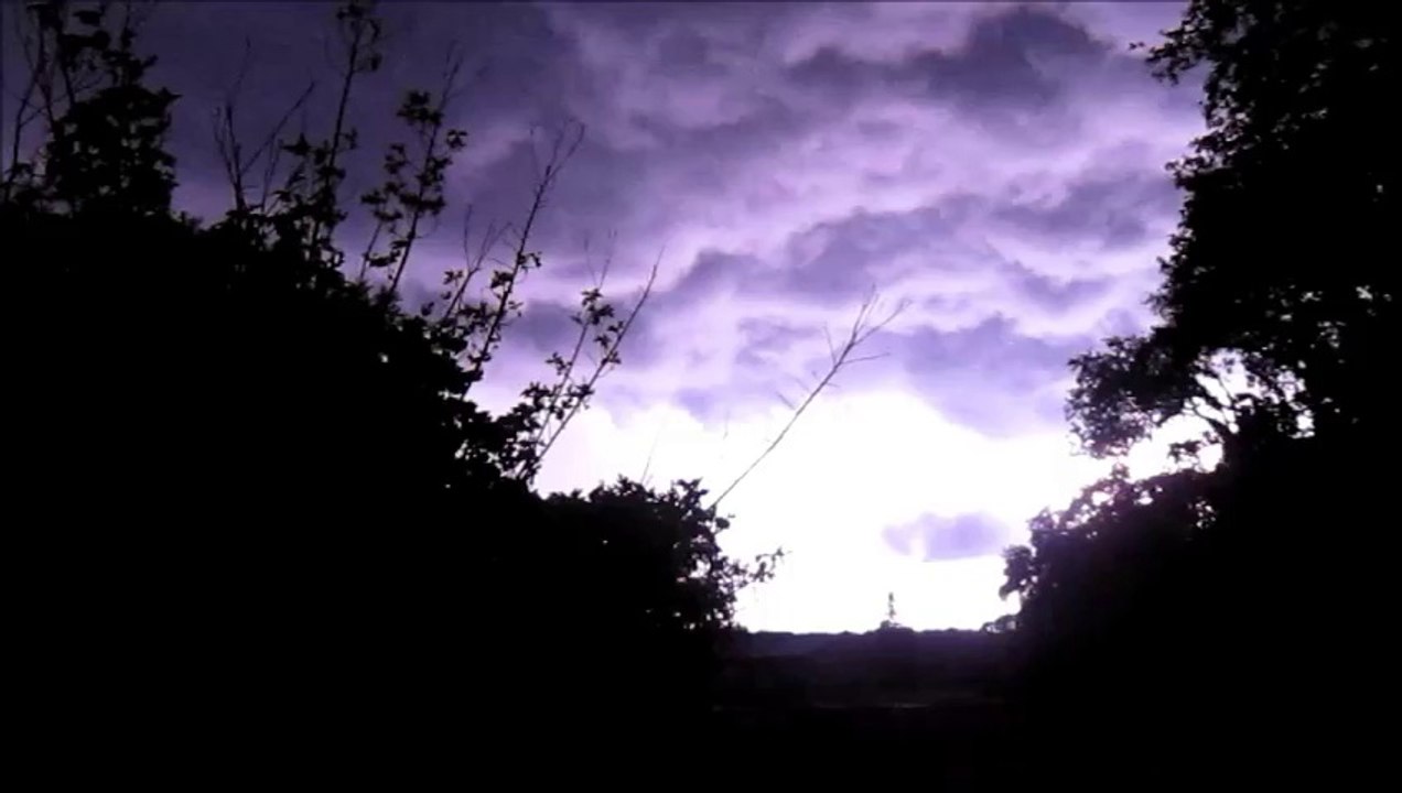 Lightening In Florida Lightening capital of the world with Amazing Musical Sound Track