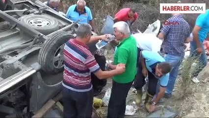 Tokat'ta Minibüs Devrildi 2 Ölü, 11 Yaralı