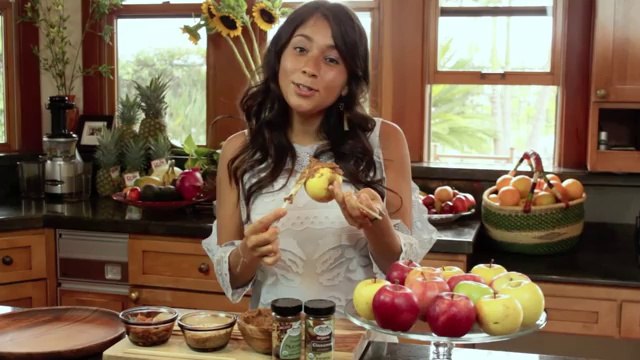 Low Fat Raw Vegan CARAMEL APPLES! - YouTube