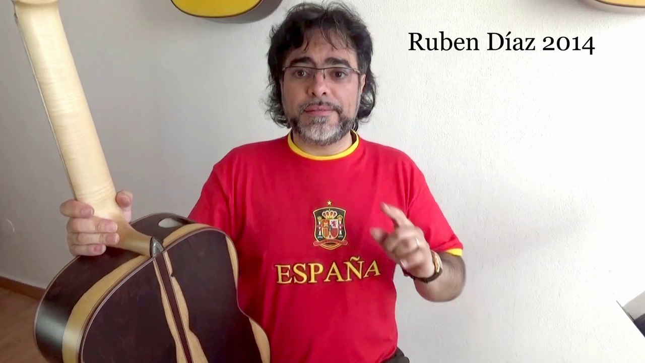 Thanks to Skype "One Has to Go to Spain To Learn Flamenco Guitar" Is a Totally Outdated Idea / CFG Learn  Flamenco Guitar on Skype Ruben Diaz CFG Malaga