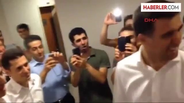 Hakan Şükür'ün Nezarethane Ziyareti