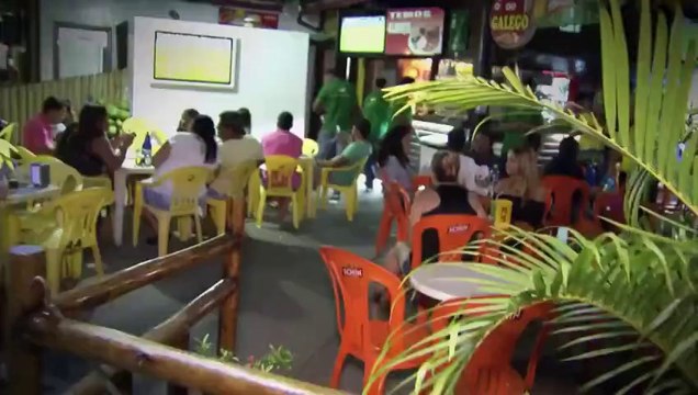 As Mudanças do Comportamento Sexual dos Jovens e dos Mais Velhos no Brasil - (Profissão Repórter 22-07-2014)