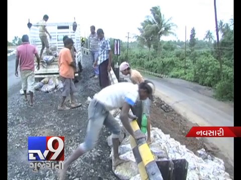 Rs. 25 Crore in vain, rain leaves roads battered in Navsari district - Tv9 Gujarati