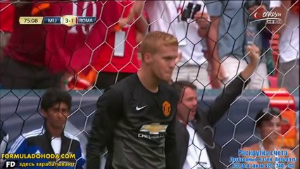 But du milieu de terrain de Miralem de Pjanic contre Manchester United !