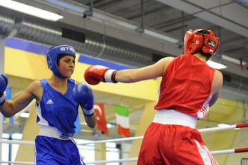 1/4 finale : Angelina Panza (FRA) vs Angela Iordache (ROU)