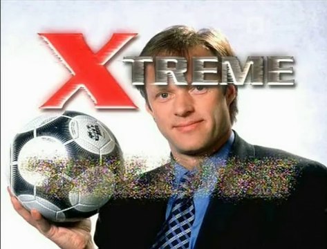 Die Harald Schmidt Show - 0970 - 2001-09-04 - Nora Tschirner, Liebling des Monats, Bühnenjubiläum