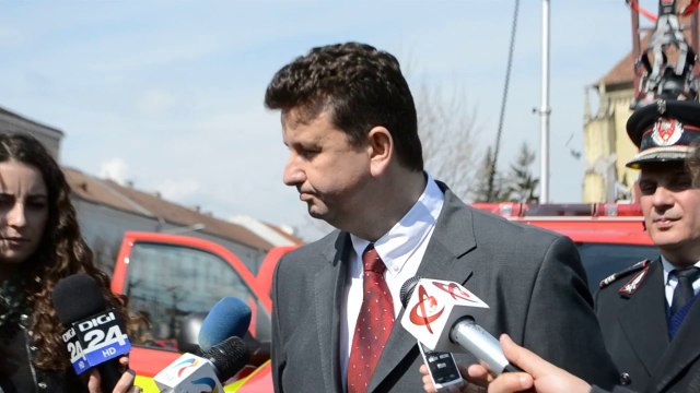 Declarații Delta Med - Prima mașină de intervenție în spații înguste din Cluj - YouTube [720p]