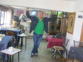 NİLÜFER-KIM ARAR SENI