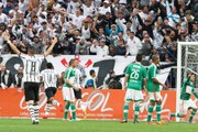 Corinthians vence Dérbi na Arena e segue na vice-liderança