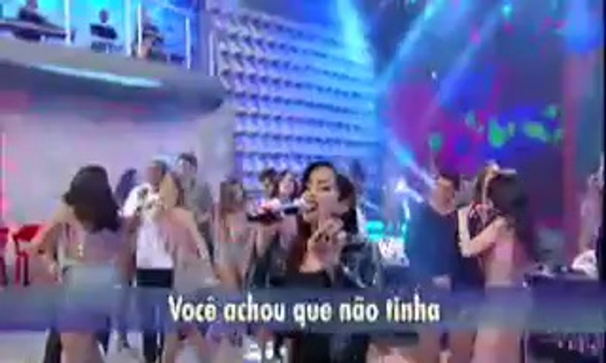 TV Globo 2014-07-27 Anitta no Faustão (1)