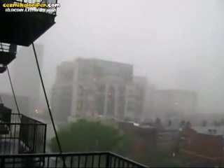 Adamı Geren Siren Sesi - Kasırga Alarmı