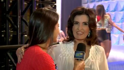Fátima Bernardes conta detalhes sobre o cabelo nos bastidores