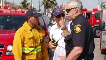 Lightning strikes Venice Beach LA killing one