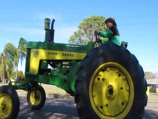 Vintage Cars Small Parade