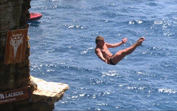 Red Bull Cliff Diving World Series 2014 in Azores – Cliff Diving
