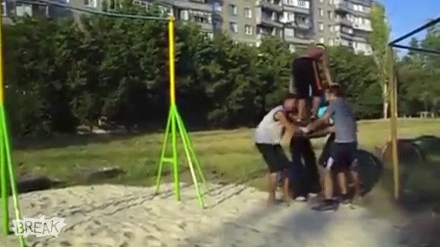 Most violent Fails of the month : hilarious Break's Best Fails for July 2014