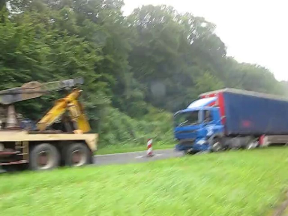 Un camion bloque la RN2 à Villers-Cotterêts