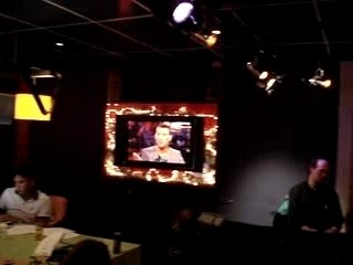 Don Diablo backstage Spuiten en slikken