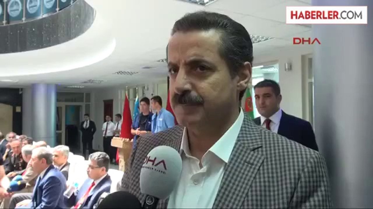 Bakan Çelik Filistinli Kardeşlerimizin Yanında Olduğumuzu Haykırıyorum