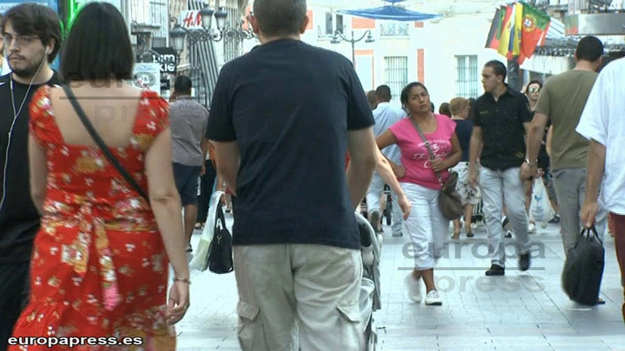 En verano, el 95% de los españoles prefiere, como pareja, al aire acondicionado