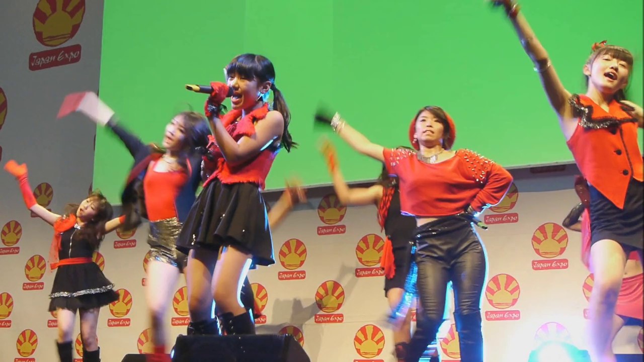 Concert du groupe d'idoles Orange port lors de la Japan Expo 2014