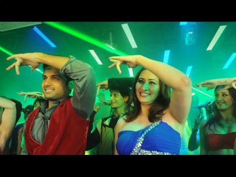 Jwala Gutta Hot item song from the movie Gunde jaari gallanthayyinde BY VIDEO VINES HD