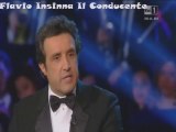 Flavio Insinna riceve il Premio Regia Televisiva 2014 (Oscar TV) per Affari Tuoi